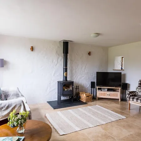 The Workshop- Eco Cottage By The Coastal Path Goodwick Exterior photo