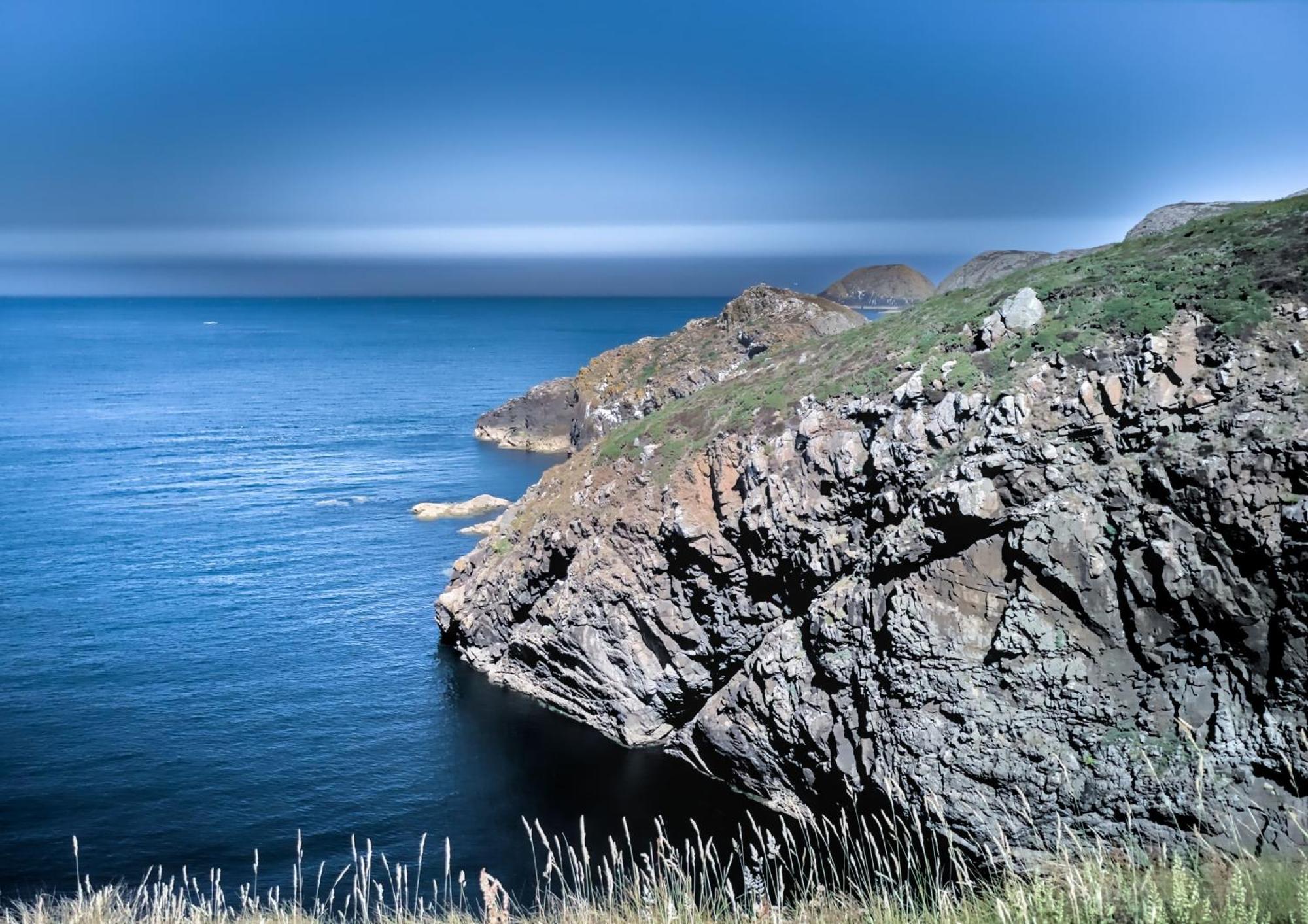 The Workshop- Eco By The Coastal Path