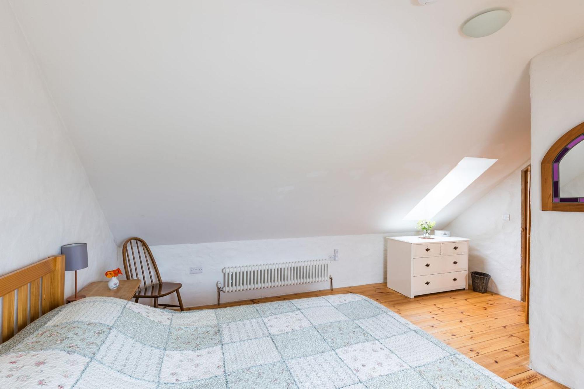 The Workshop- Eco By The Coastal Path Holiday home *