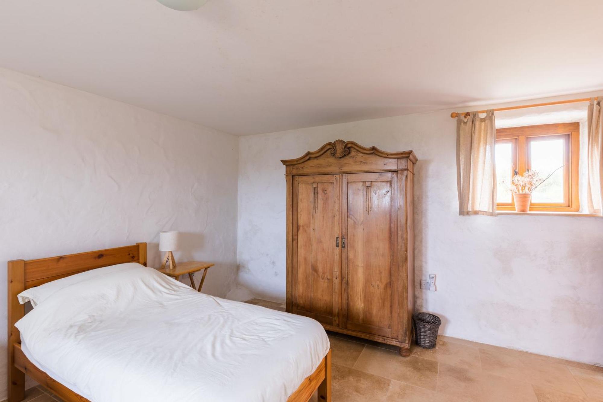 The Workshop- Eco By The Coastal Path Holiday home *